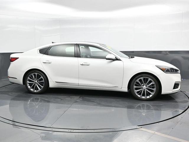 2019 kia cadenza technology