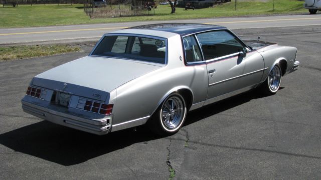 1979 chevrolet monte carlo 65,000 miles silver/black 2 door 305 c.i. v8 automat