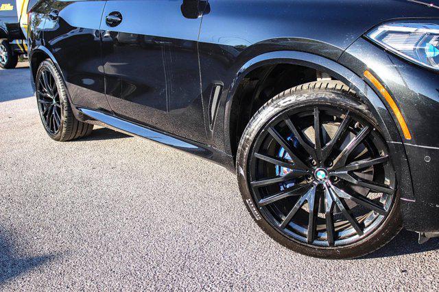 2022 bmw x5 m50i