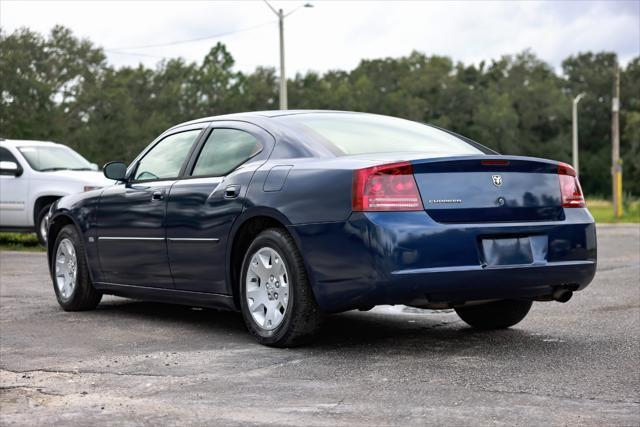 2006 dodge charger se