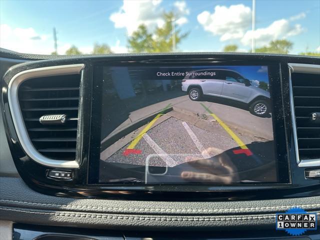 2022 chrysler pacifica hybrid touring l