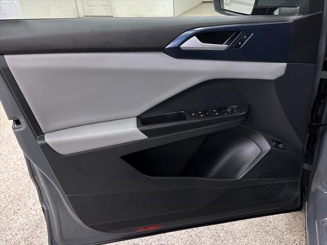 2023 volkswagen taos 1.5t se