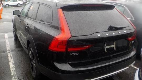 2018 Volvo V90 Cross Country
