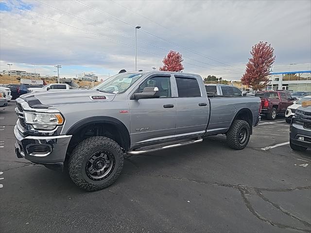2020 ram 2500 tradesman crew cab 4x4 8' box