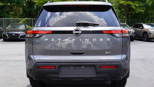 2024 Nissan Pathfinder sv