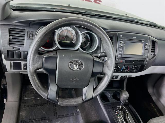 2013 toyota tacoma base