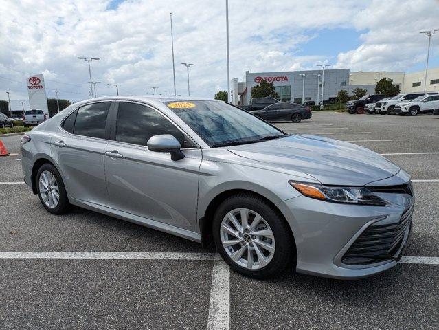 2023 toyota camry le
