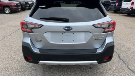 2023 subaru outback touring