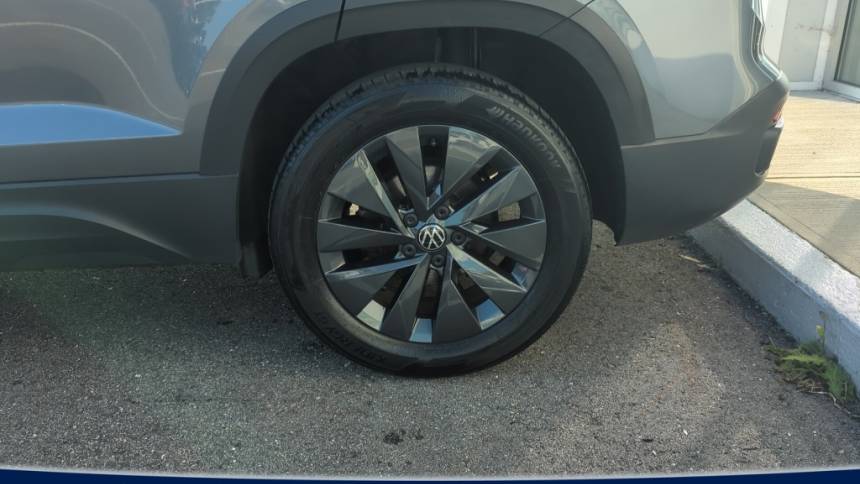 2022 volkswagen taos s 4motion