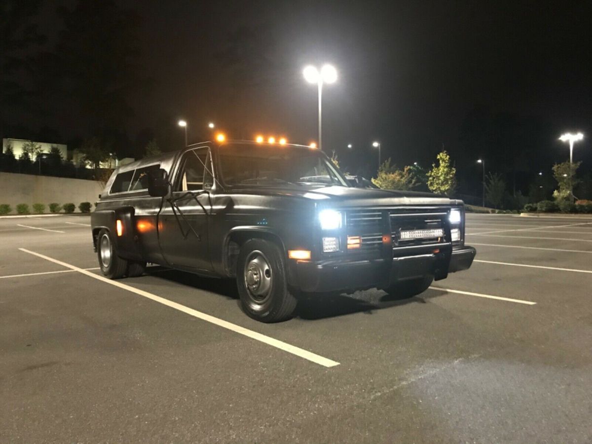 chevy c30 dually -gen iv 6.0 ls swapped/4l80e