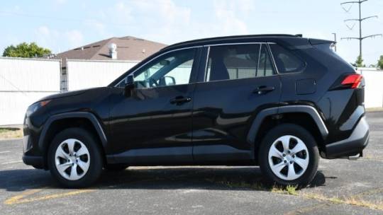 2021 toyota rav4 le