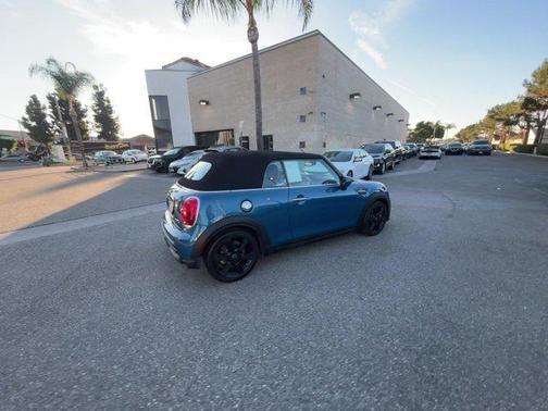 2024 mini convertible
