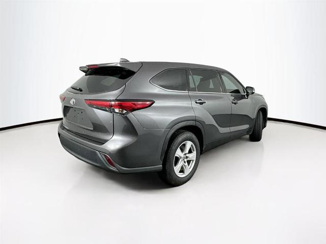 2021 toyota highlander l