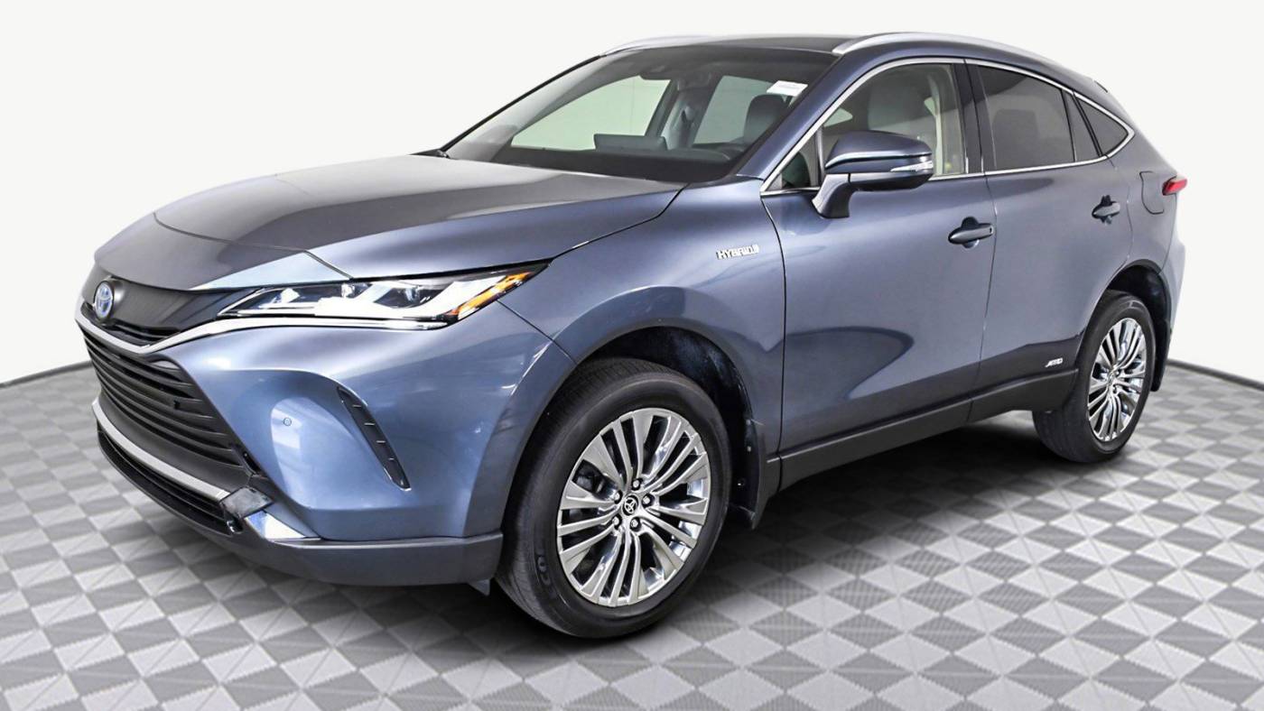 2021 toyota venza le
