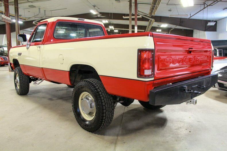 1990 dodge 3/4 ton pickup 122652 miles international red/cream truck 5.9l cummi