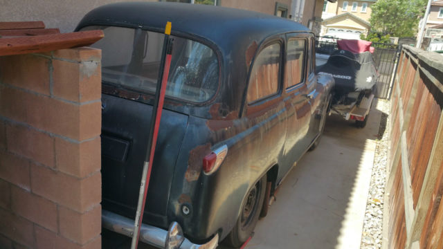 fx4 london taxi cab 1969 complete