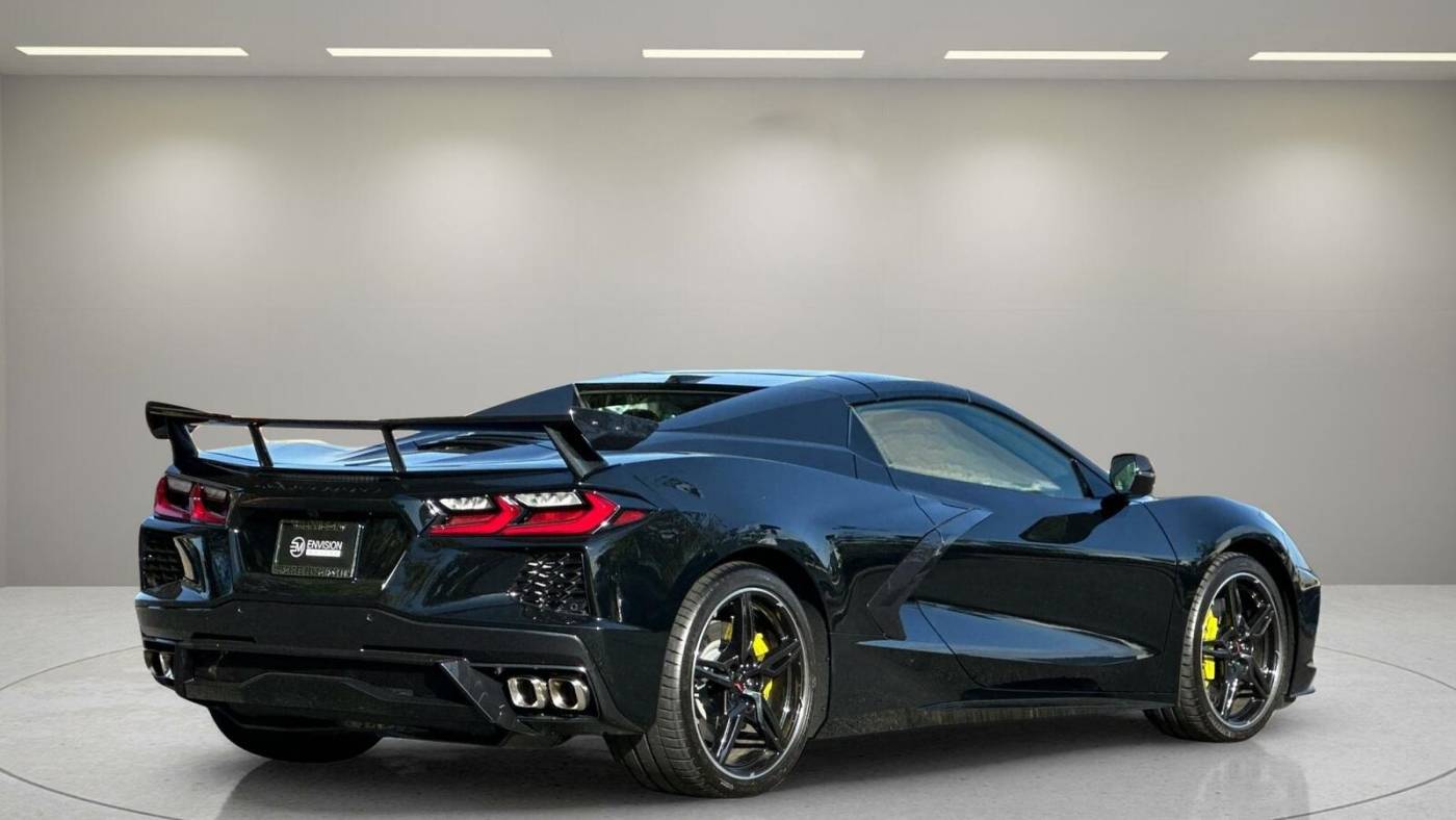 2022 chevrolet corvette stingray