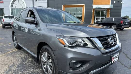 2020 nissan pathfinder s