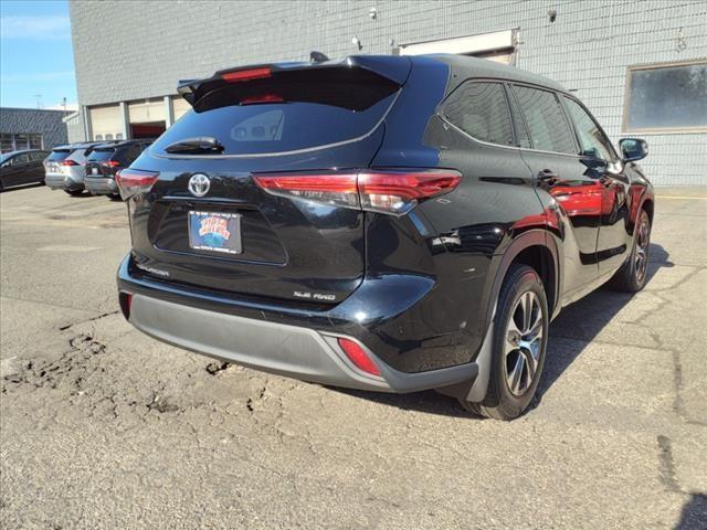 2020 toyota highlander xle