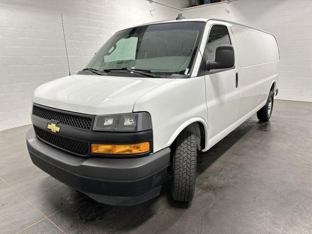 2022 chevrolet express 2500 work van