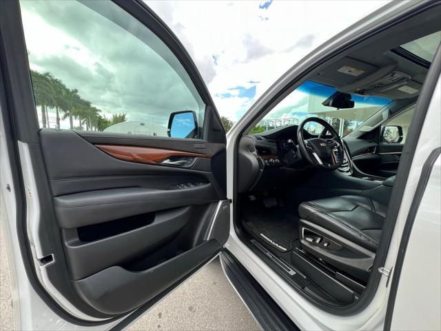 2019 cadillac escalade luxury