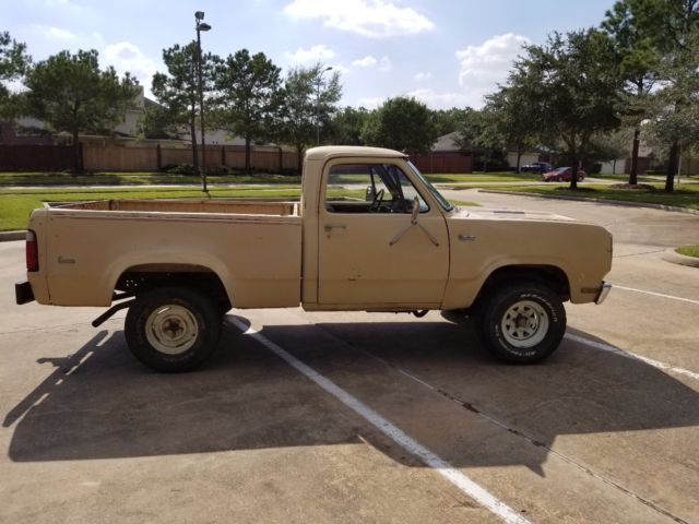 dodge power wagon w100 318 v8 manual transmission