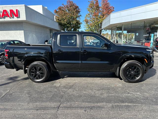 2023 nissan frontier sv