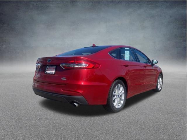 2020 ford fusion se