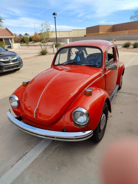 1972 volkswagen super beetle base sedan 2-door. estimated 119k miles