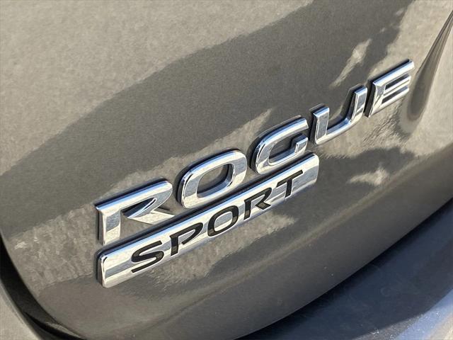 2022 nissan rogue sport s