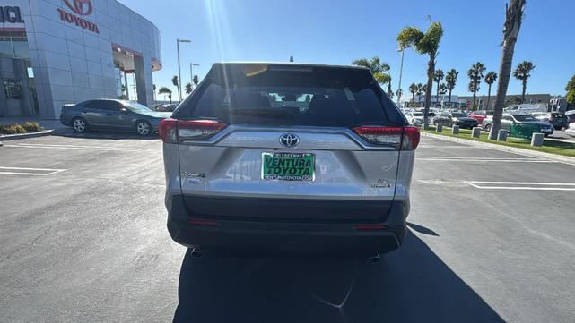 2024 toyota rav4 hybrid le