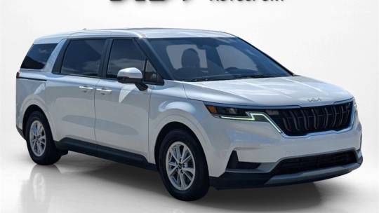2022 Kia Carnival lx