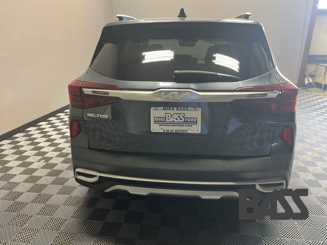 2022 kia seltos ex
