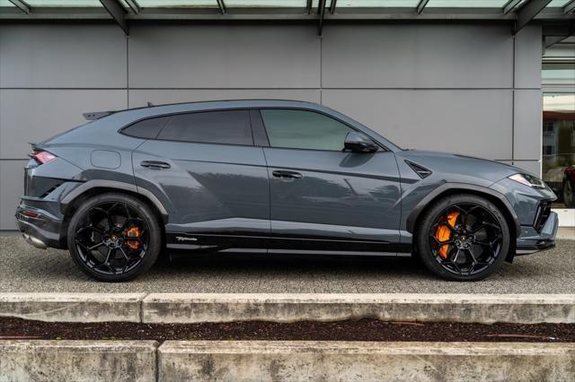 2023 lamborghini urus performante