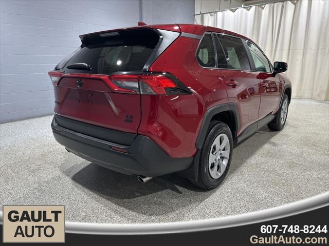 2022 toyota rav4 le