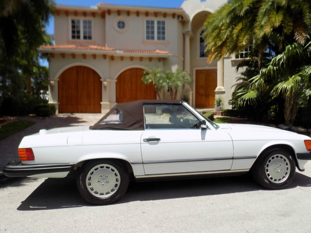 1989 mercedes 560 sl 1 owner car only 30k miles showroom new fully serviced rare