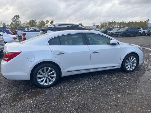 2016 buick lacrosse premium i