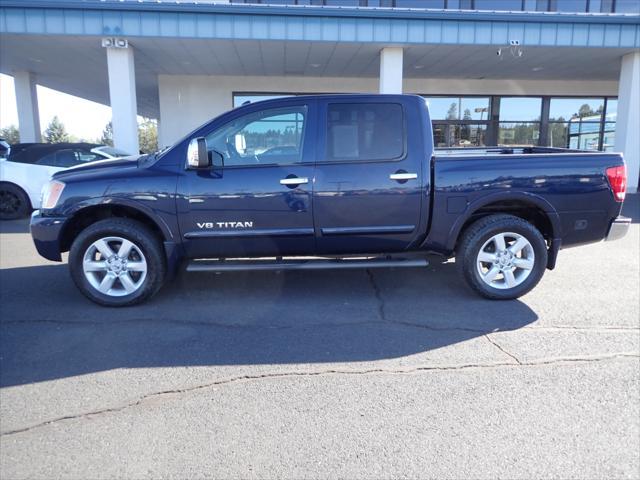 2010 nissan titan le