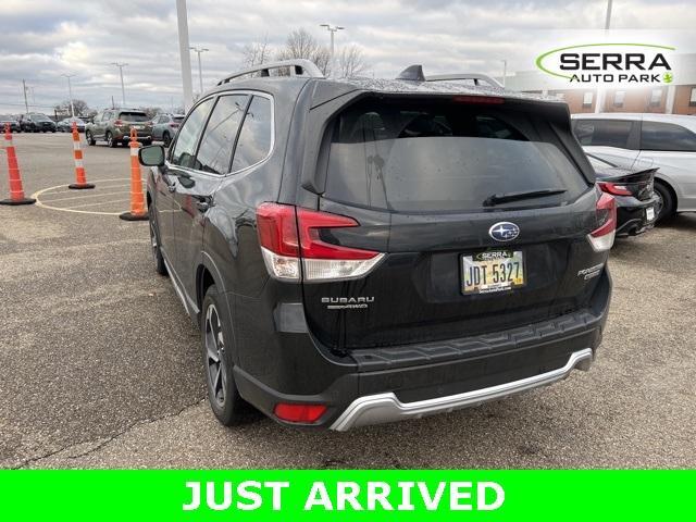 2022 subaru forester touring