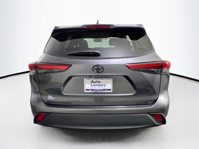 2021 toyota highlander xle