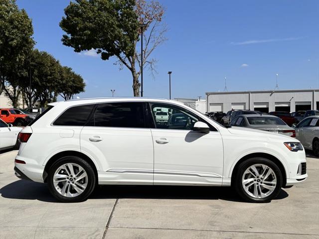 2021 audi q7 55 premium plus