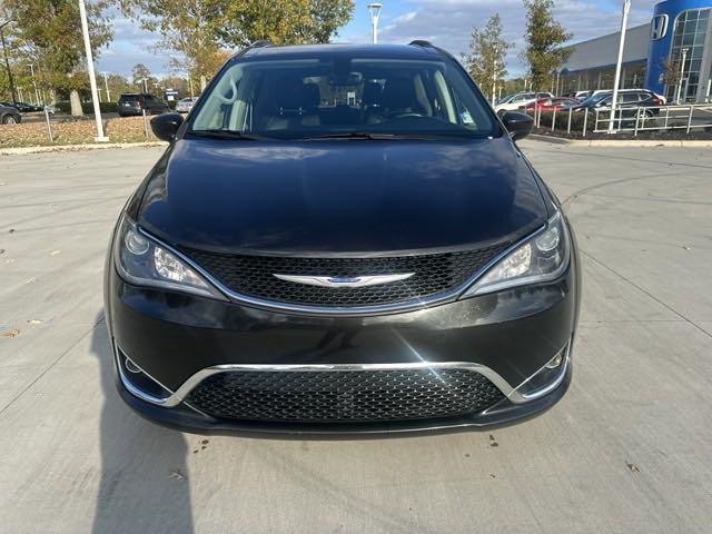 2019 chrysler pacifica touring l