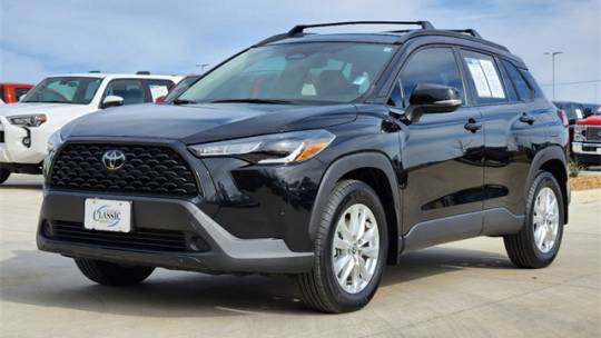 2023 toyota corolla cross le