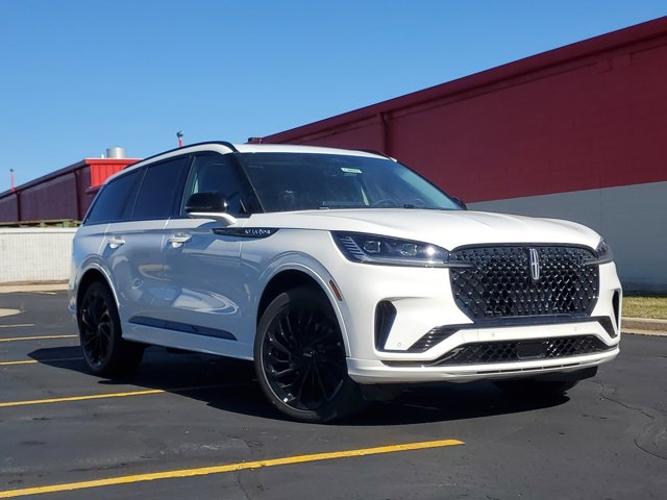 new 2025 lincoln aviator reserve