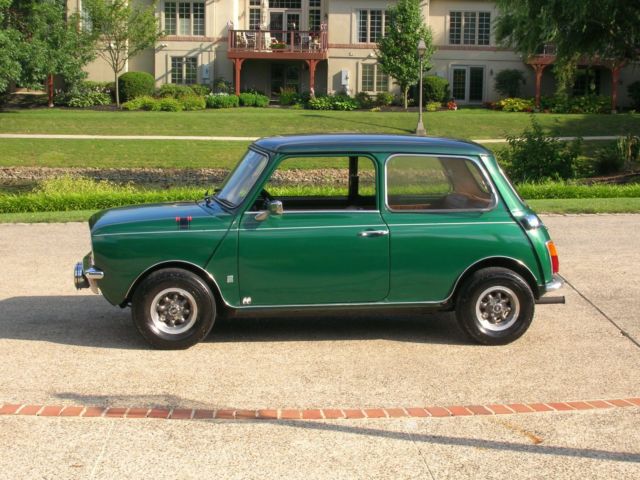 1972 austin mini cooper clubman rhd great condition very low miles beautiful car