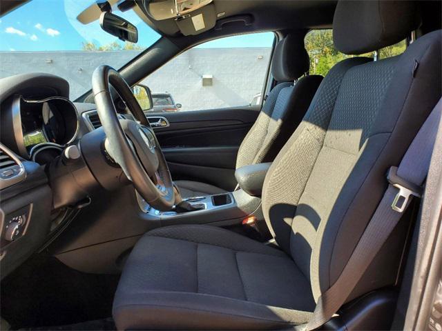 2021 jeep grand cherokee laredo