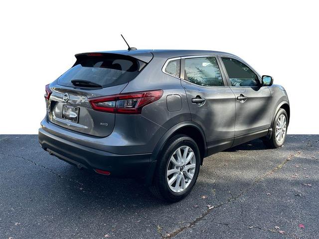 2021 nissan rogue sport s