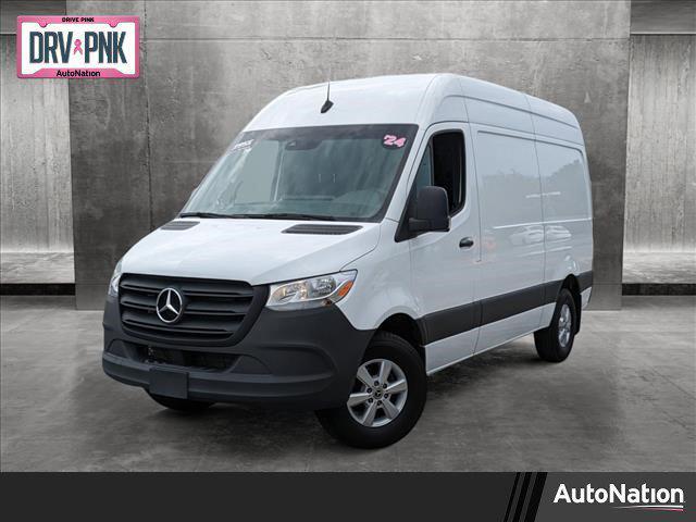 2024 mercedes-benz sprinter 2500 standard roof