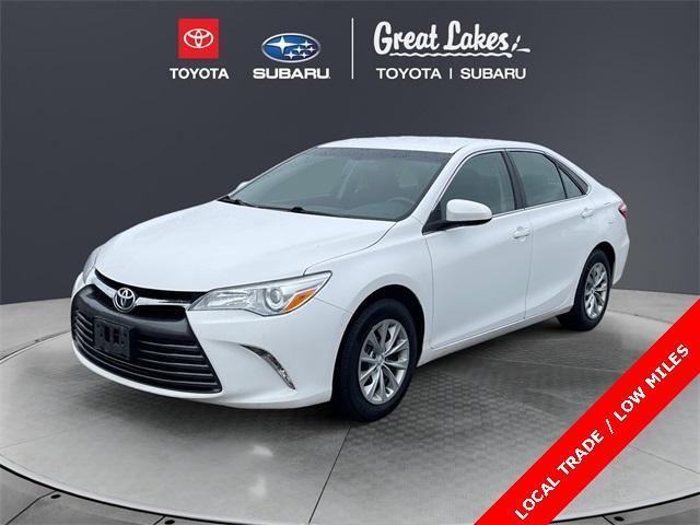 2017 toyota camry le