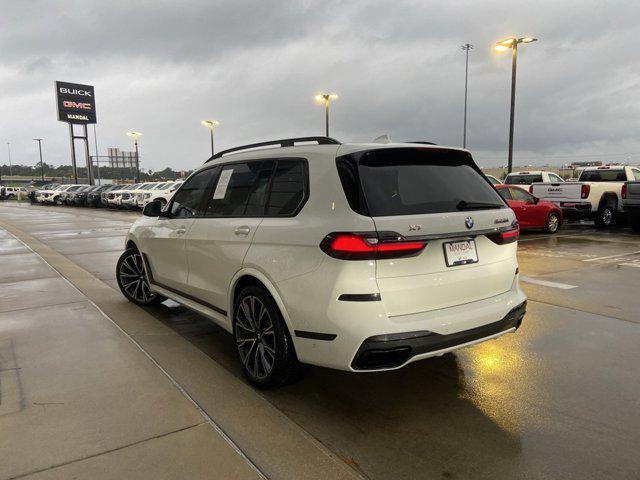 2021 bmw x7 m50i